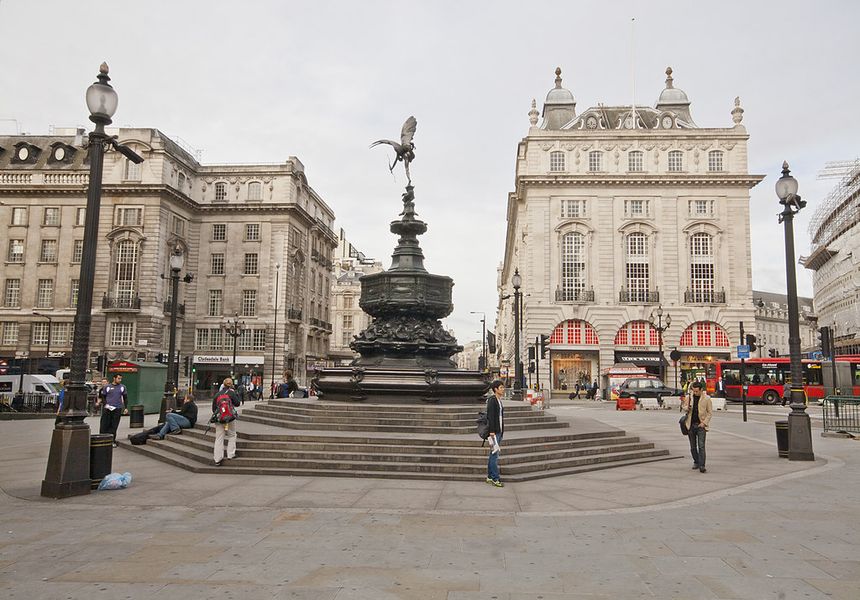 Piccadilly Circus