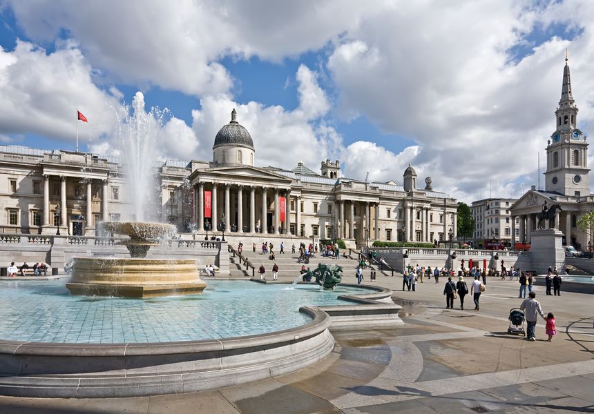 Trafalgar Square and its Famous Galleries